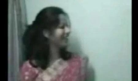 Tv presenter waiting for sex with a bald indian savita bhabhi sex video man